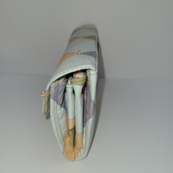 Wallet - Picture 3 of 5